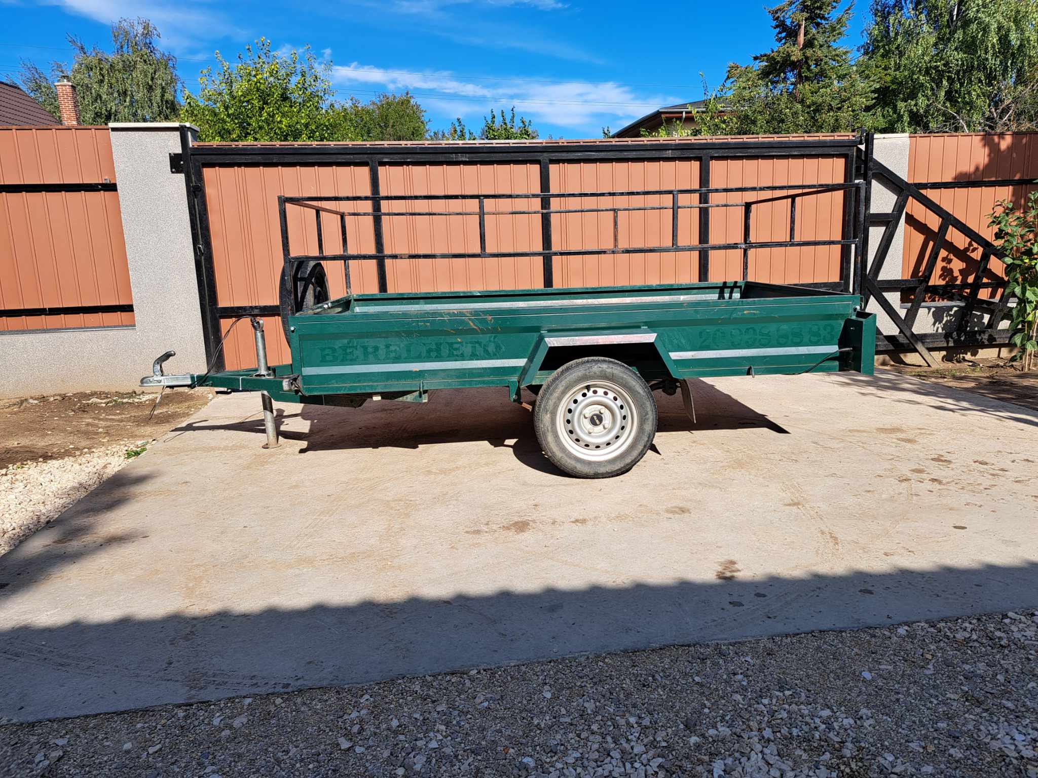 Zöld Kalydi illusztráció