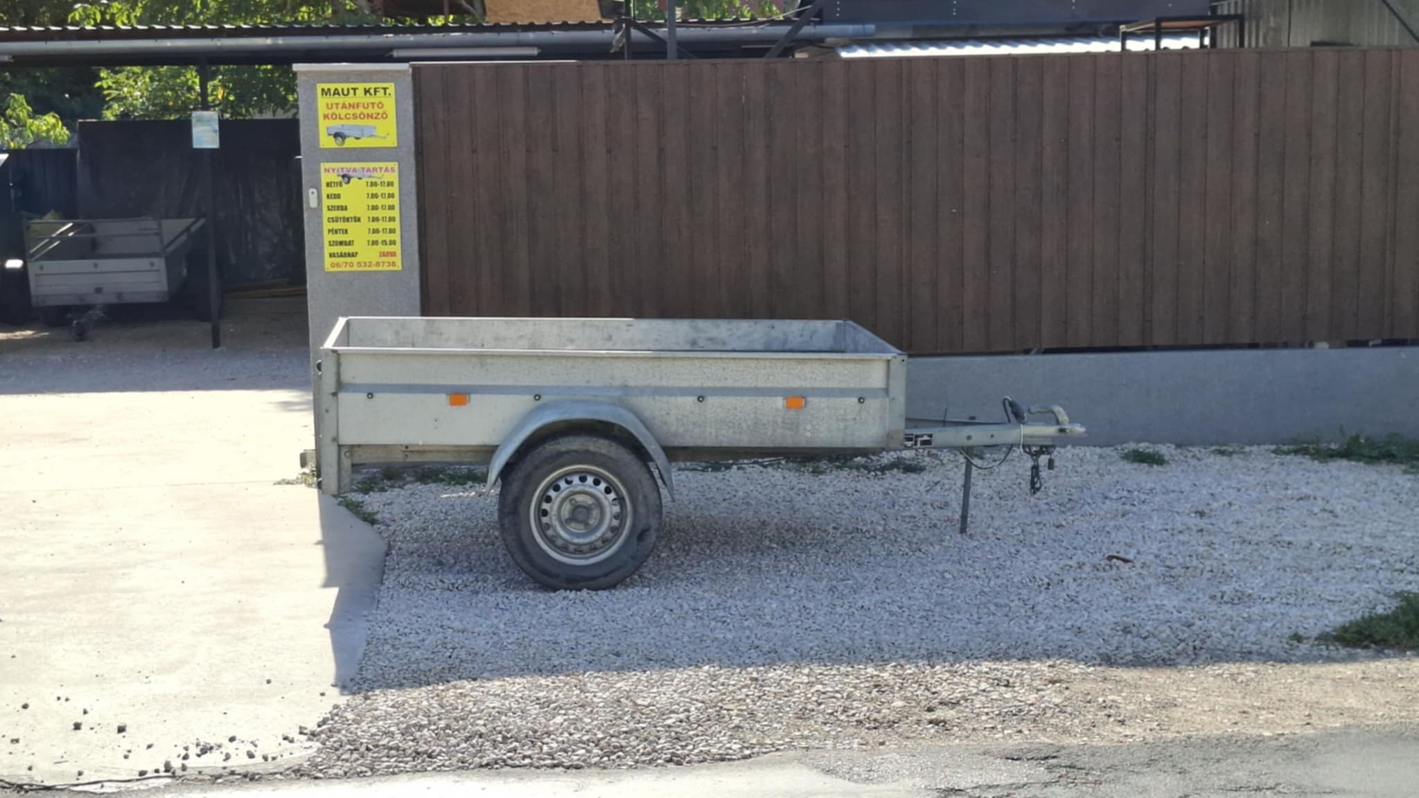 Kicsi szürke illusztráció