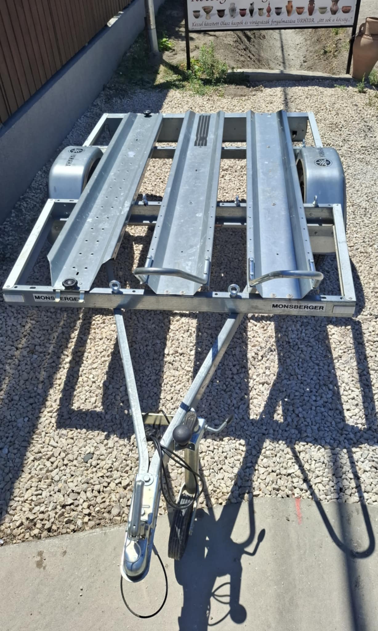 Motorszállító illusztráció